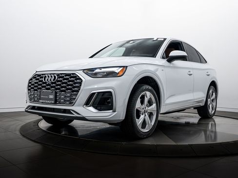 Certified 2025 Audi Q5 2.0T Premium Plus image 7