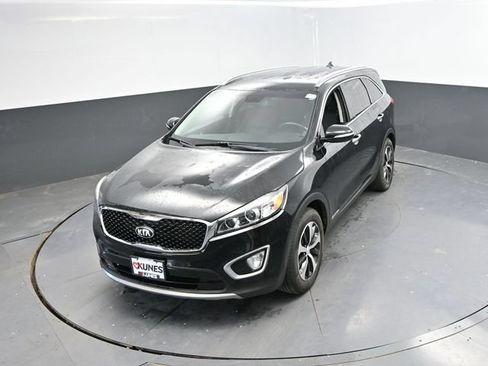 Used 2018 Kia Sorento EX AWD/4WD image 37