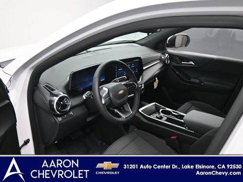 New 2026 Chevrolet Equinox LT image 7