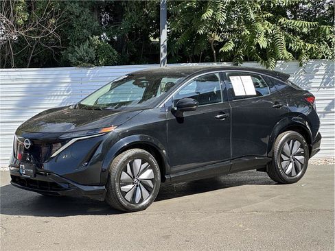 Used 2024 Nissan Ariya AWD image 6