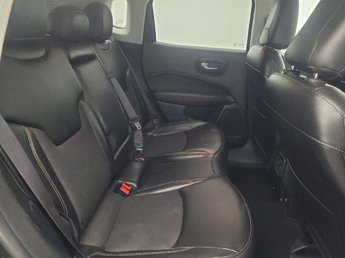 Used 2020 Jeep Compass Latitude AWD/4WD image 19
