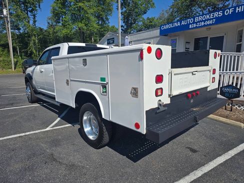 Used 2021 RAM 4500 SLT w/ Quick Order Package 2YG SLT AWD/4WD image 4
