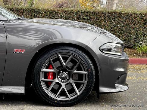 Used 2017 Dodge Charger R/T Scat Pack w/ Technology Group image 13