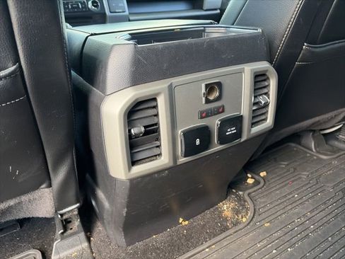 Used 2018 Ford F150 Lariat w/ Equipment Group 502A Luxury image 12