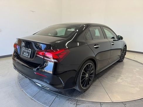 Used 2022 Mercedes-Benz A 220 image 30