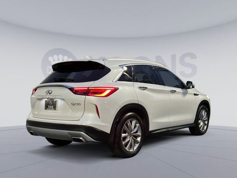 Used 2020 INFINITI QX50 Luxe w/ Navigation Package image 5