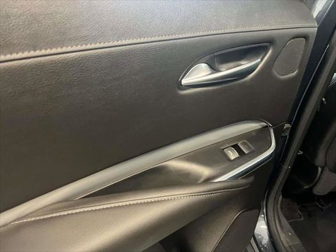 Used 2020 Cadillac XT4 Premium Luxury image 12