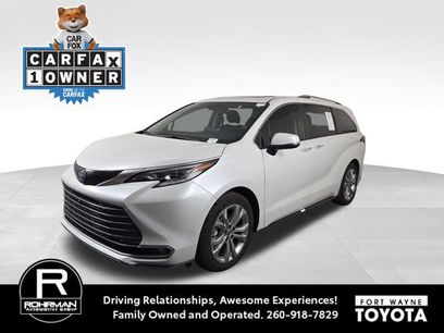 Used 2023 Toyota Sienna Platinum
