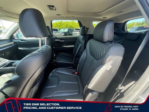 Used 2024 Hyundai Palisade Limited AWD/4WD image 12