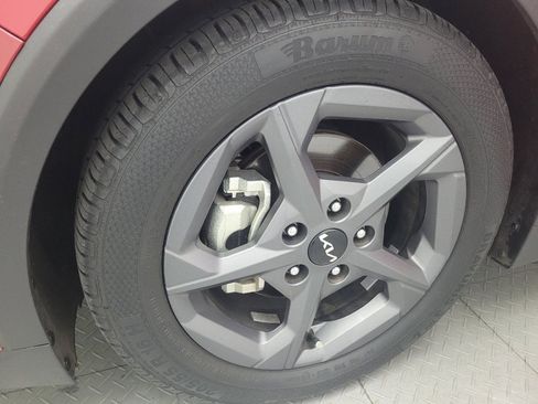 Used 2025 Kia K4 FWD image 31