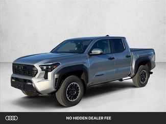 Used 2024 Toyota Tacoma TRD Off-Road w/ TRD Off Road Premium Package AWD/4WD video 1