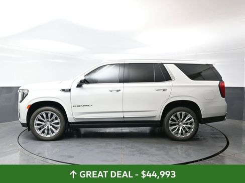 Used 2021 GMC Yukon Denali w/ Denali Premium Package image 11