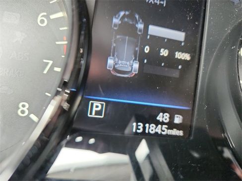 Used 2019 Nissan Rogue SV image 12