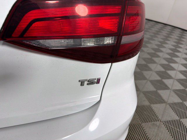 Used 2018 Volkswagen Jetta S FWD image 16