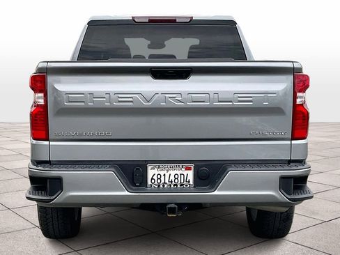 Used 2025 Chevrolet Silverado 1500 Custom image 7