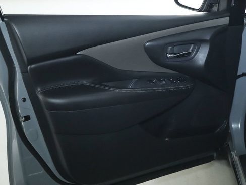 Certified 2023 Nissan Murano SV w/ SV Midnight Edition Package AWD/4WD image 15