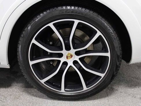 Certified 2023 Porsche Cayenne GTS image 38