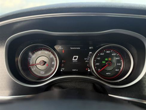 Used 2018 Dodge Charger R/T RWD image 13