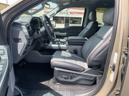 Used 2025 Ford F150 Lariat w/ Equipment Group 502A High AWD/4WD image 8