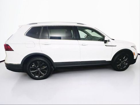 Used 2022 Volkswagen Tiguan SE image 10