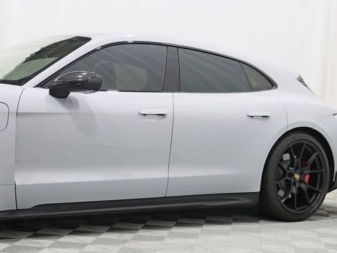 Used 2024 Porsche Taycan GTS image 4