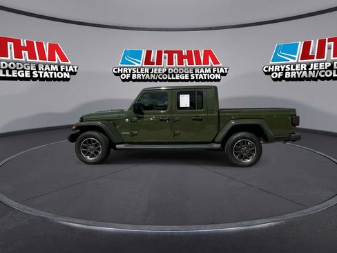 Used 2022 Jeep Gladiator Overland w/ Popular Equipment Package AWD/4WD image 5
