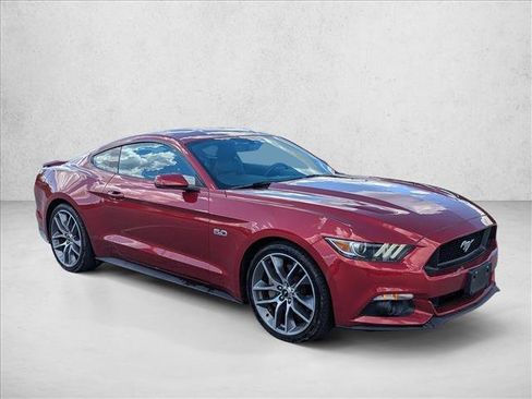 Used 2017 Ford Mustang GT Premium w/ Equipment Group 401A RWD image 3