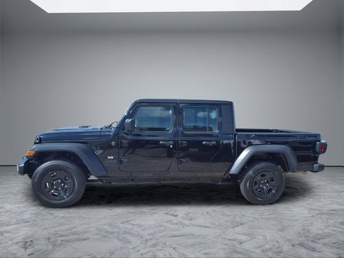 Used 2024 Jeep Gladiator Sport AWD/4WD image 4