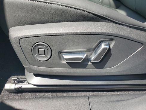 New 2026 Audi Q3 quattro 2.0T AWD/4WD image 22