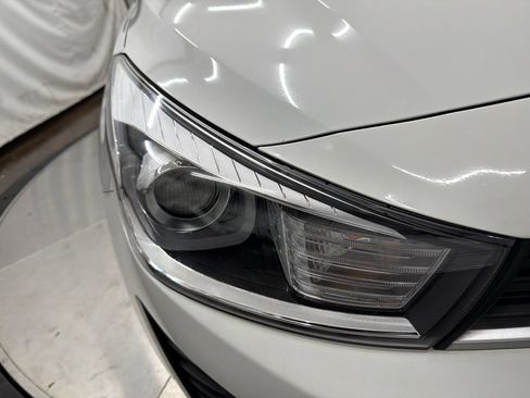 Used 2023 Kia Rio S w/ Technology Package FWD image 8