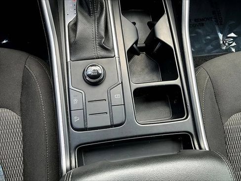 Used 2022 Kia Sorento LX FWD image 16