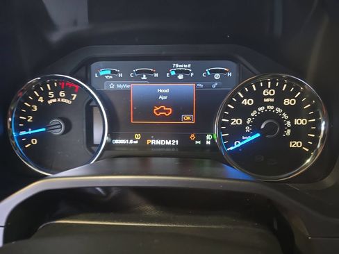 Used 2015 Ford F150 Lariat RWD image 22