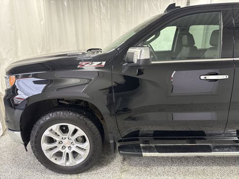 Certified 2022 Chevrolet Silverado 1500 LTZ w/ Technology Package image 4