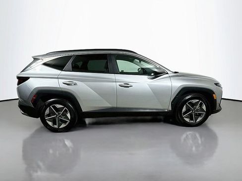 Used 2025 Hyundai Tucson SEL FWD image 8
