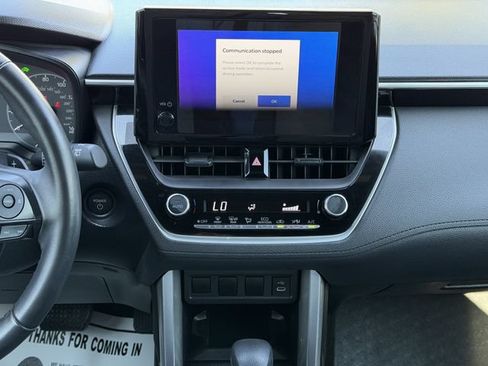Used 2024 Toyota Corolla Cross AWD Hybrid image 16