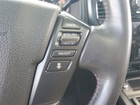 Used 2021 Nissan Titan PRO-4X w/ Pro-4x Convenience Package AWD/4WD image 22