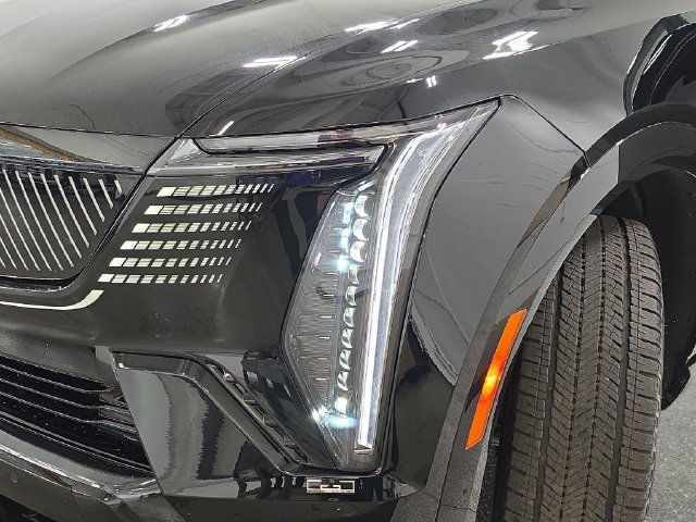 Certified 2025 Cadillac Escalade IQ Sport 2 AWD/4WD image 31