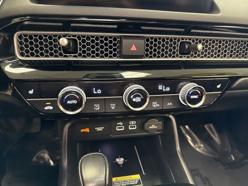 Used 2022 Honda Civic Touring image 36