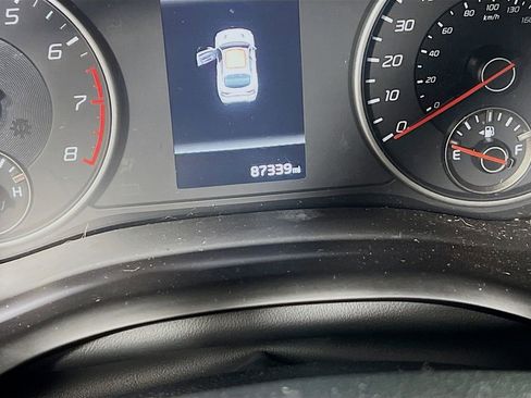 Used 2022 Kia Stinger GT-Line w/ Sun & Sound Package image 11