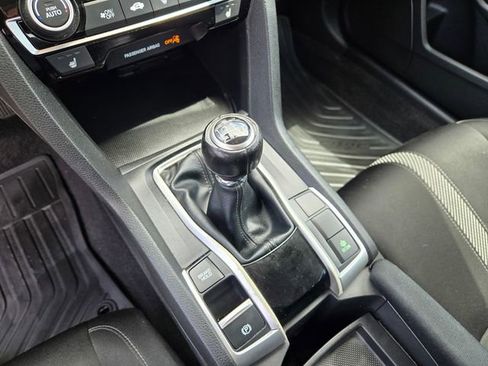 Used 2018 Honda Civic EX-T image 24
