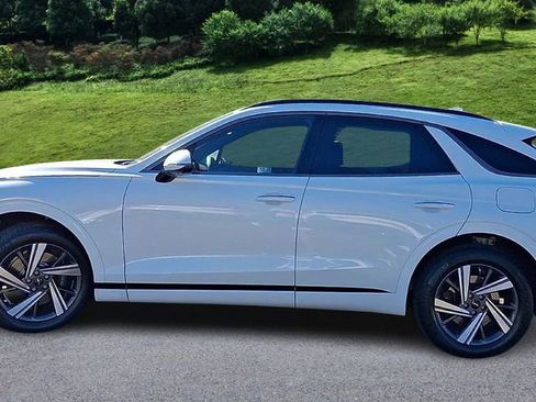 New 2026 Genesis GV70 3.5T Sport Advanced image 5