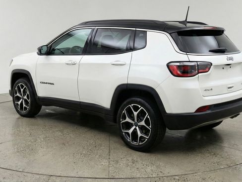 Used 2025 Jeep Compass Limited AWD/4WD image 5