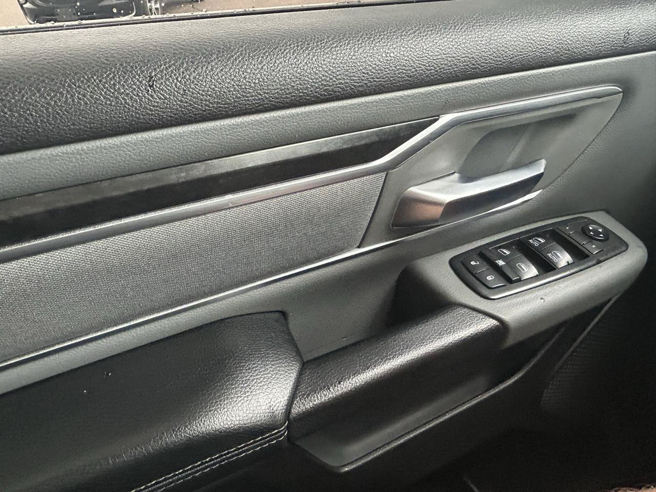 Used 2019 RAM 1500 Big Horn AWD/4WD image 27