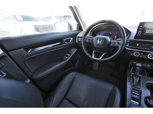 Used 2022 Honda Civic Touring image 11