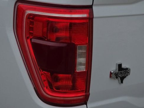 Used 2022 Ford F150 XLT w/ Equipment Group 302A High image 11