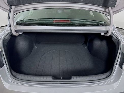 New 2026 Hyundai Elantra Sport FWD image 38