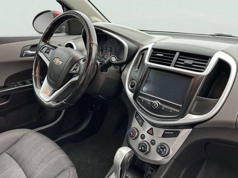 Used 2017 Chevrolet Sonic LT w/ Convenience Package image 22