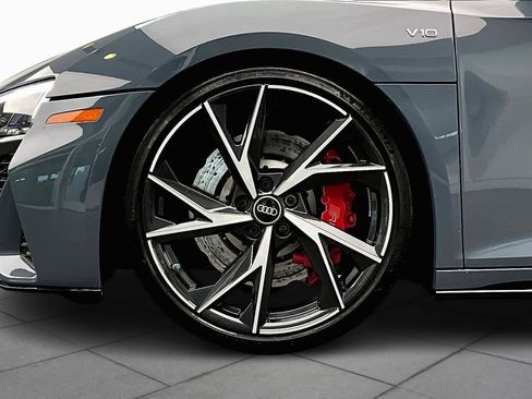 Used 2022 Audi R8 V10 performance image 7