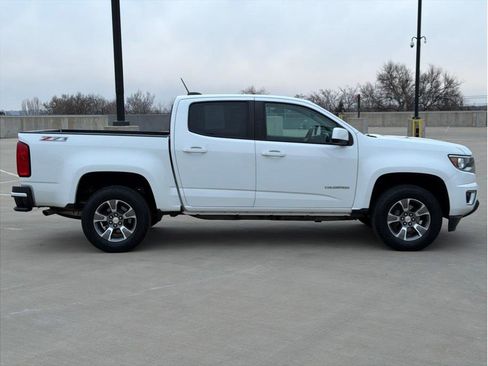 Used 2018 Chevrolet Colorado Z71 image 9