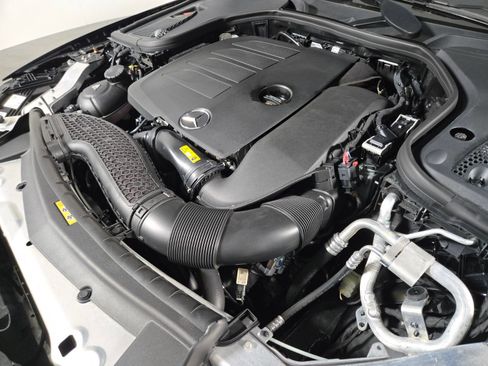 Used 2022 Mercedes-Benz E 350 Sedan image 20